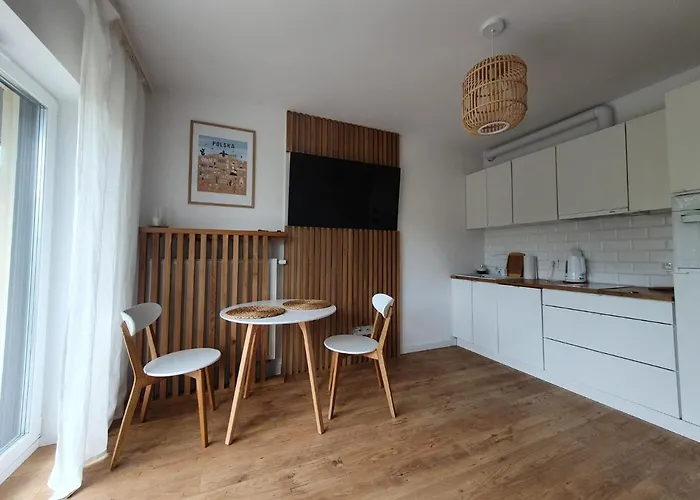 Leomare Lägenhet Międzywodzie